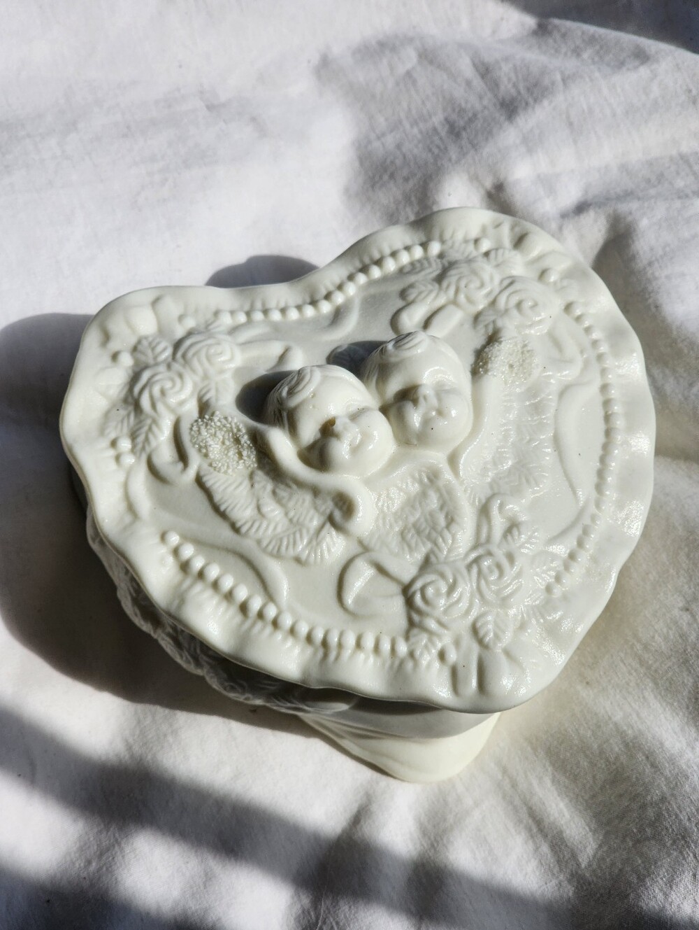 Vintage Heart-shaped Bisque Porcelain Trinket Box